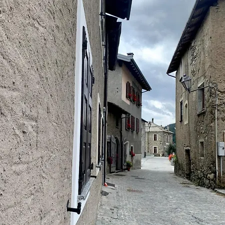 Charming Three-room In Oga
