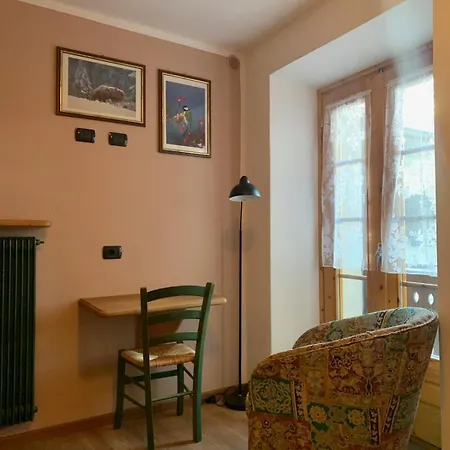 Charming Three-room In Oga
