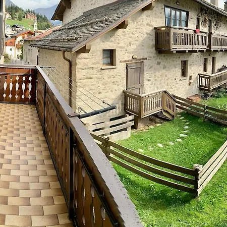 Charming Three-room In 아파트 Oga
