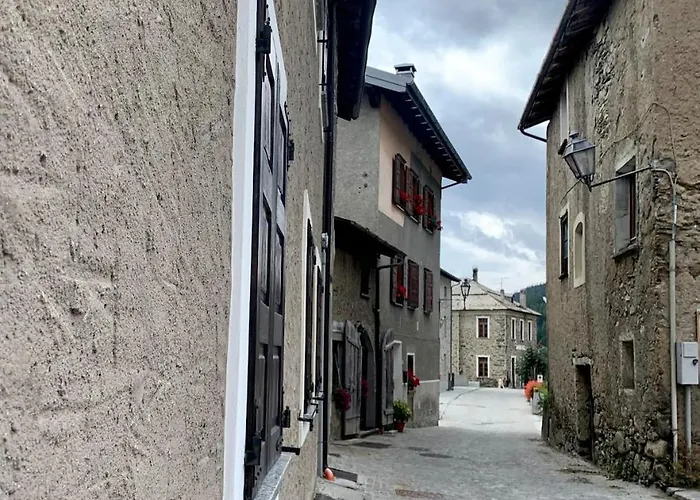 Charming Three-room In Oga