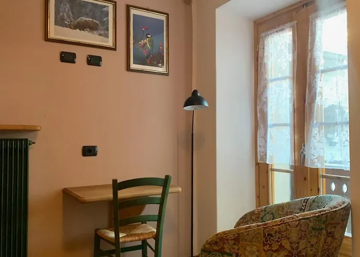 Charming Three-room In Oga